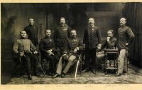 Regimentskommandant Vever mit Offizieren